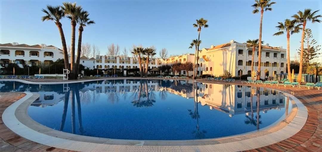 Casa Marias II - Inserido No Resort Golden Club Cabanas 卡巴纳斯·德·塔维拉 外观 照片