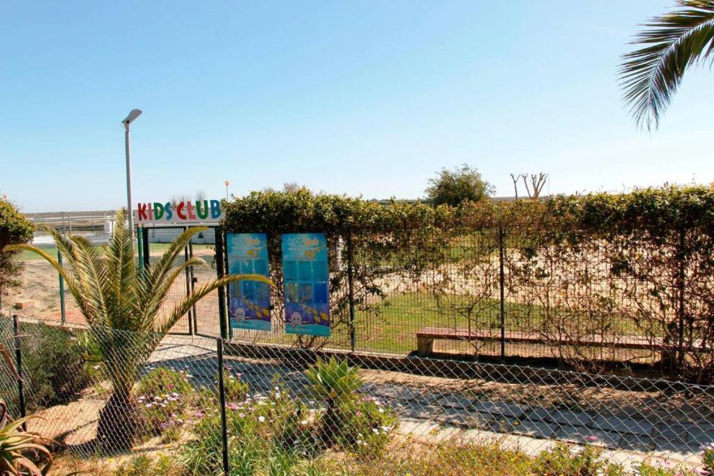 Casa Marias II - Inserido No Resort Golden Club Cabanas 卡巴纳斯·德·塔维拉 外观 照片