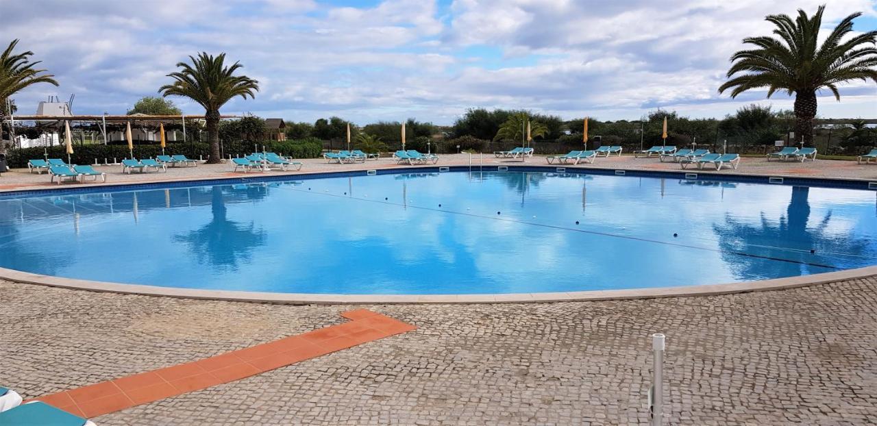 Casa Marias II - Inserido No Resort Golden Club Cabanas 卡巴纳斯·德·塔维拉 外观 照片