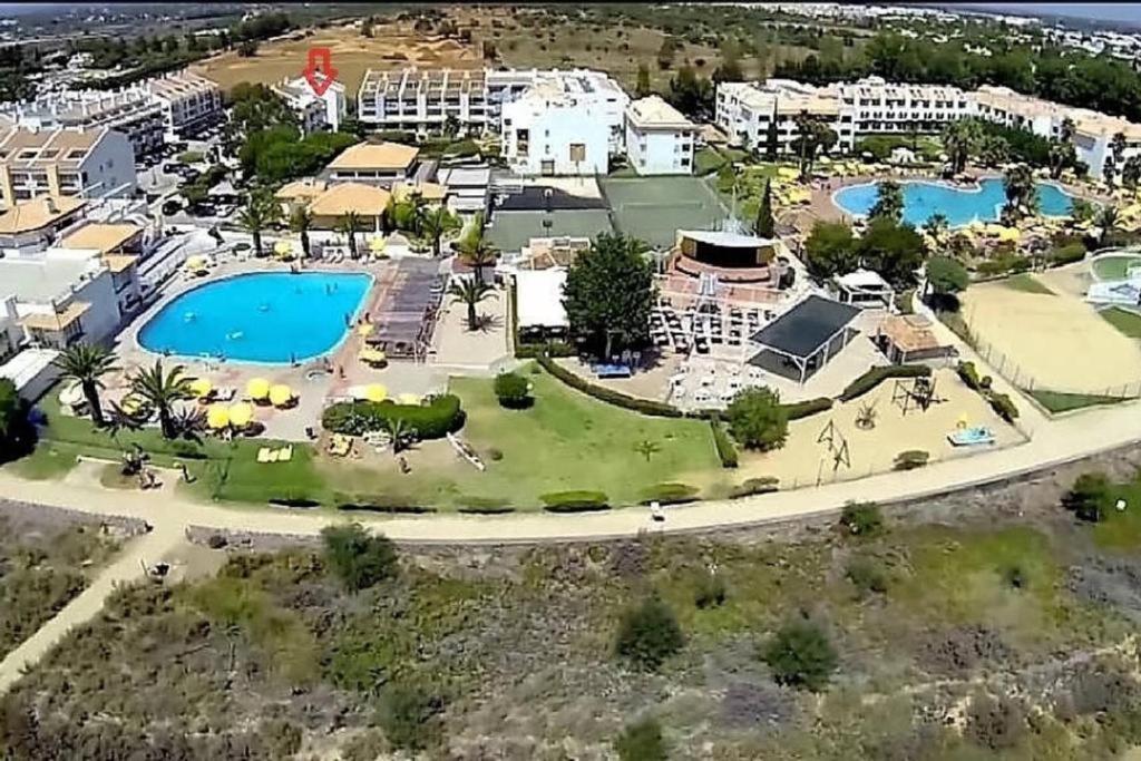 Casa Marias II - Inserido No Resort Golden Club Cabanas 卡巴纳斯·德·塔维拉 外观 照片